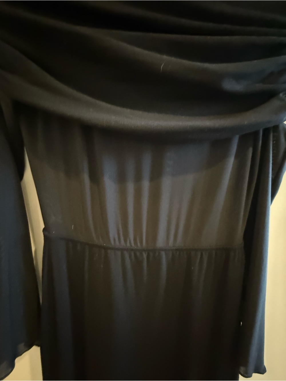 Commense Black Off-Shoulder Maxi Dress - Picture 4 of 5